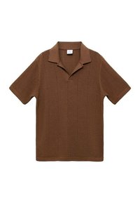Brown short-sleeved polo shirt made of textured knit fabric with a classic collar and diagonal stitching detail.