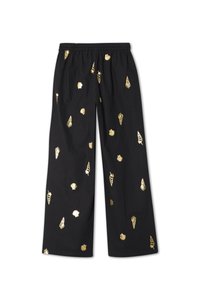 Pantaloni neri a gamba larga con elastico in vita, caratterizzati da motivi a conchiglia dorati su tutta la stoffa. Realizzati in un materiale leggero.