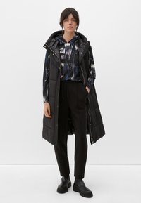 s.Oliver MIT KAPUZE - Kapuzenpullover - schwarz