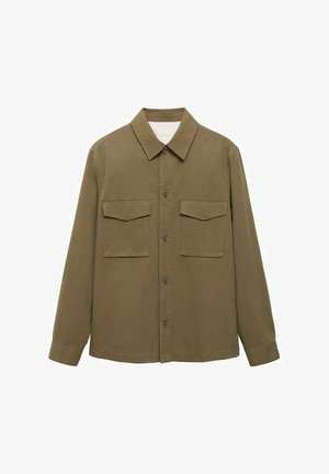 Olivno zelena, majica s dugim rukavima od bombaža s ovratnikom na dugmad, dva džepa na prsima i ravnim rubom. Glatka, mat tekstura.