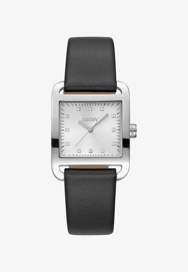 Quadratische silberne Uhr mit einem weißen Zifferblatt, 12 Diamant-Stundenmarkierungen und einem schwarzen Lederarmband. Das Gehäuse hat eine polierte Oberfläche.