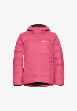 Veste à capuche rembourrée de couleur rose vif, avec une fermeture éclair complète, des poignets élastiques et un logo sur la poitrine gauche. Tissu doux et lisse.