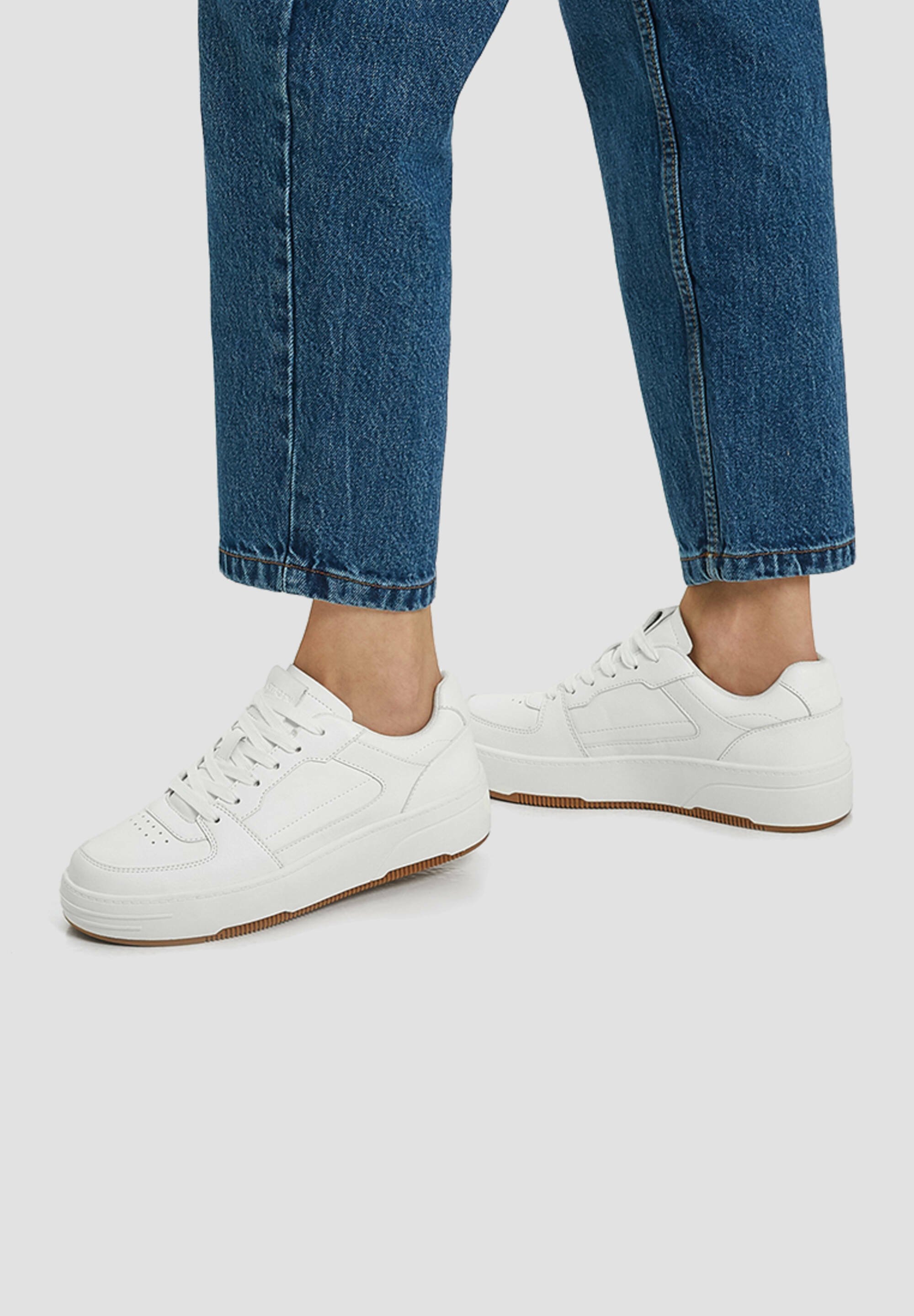 Pull And Bear Taille Petit Ou Grand PULL&BEAR Baskets basses - white/blanc - ZALANDO.FR