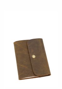 Bruine leren portemonnee met een gestructureerde afwerking, voorzien van een drukknoopsluiting, afgeronde hoeken en zichtbare stiksels langs de randen.