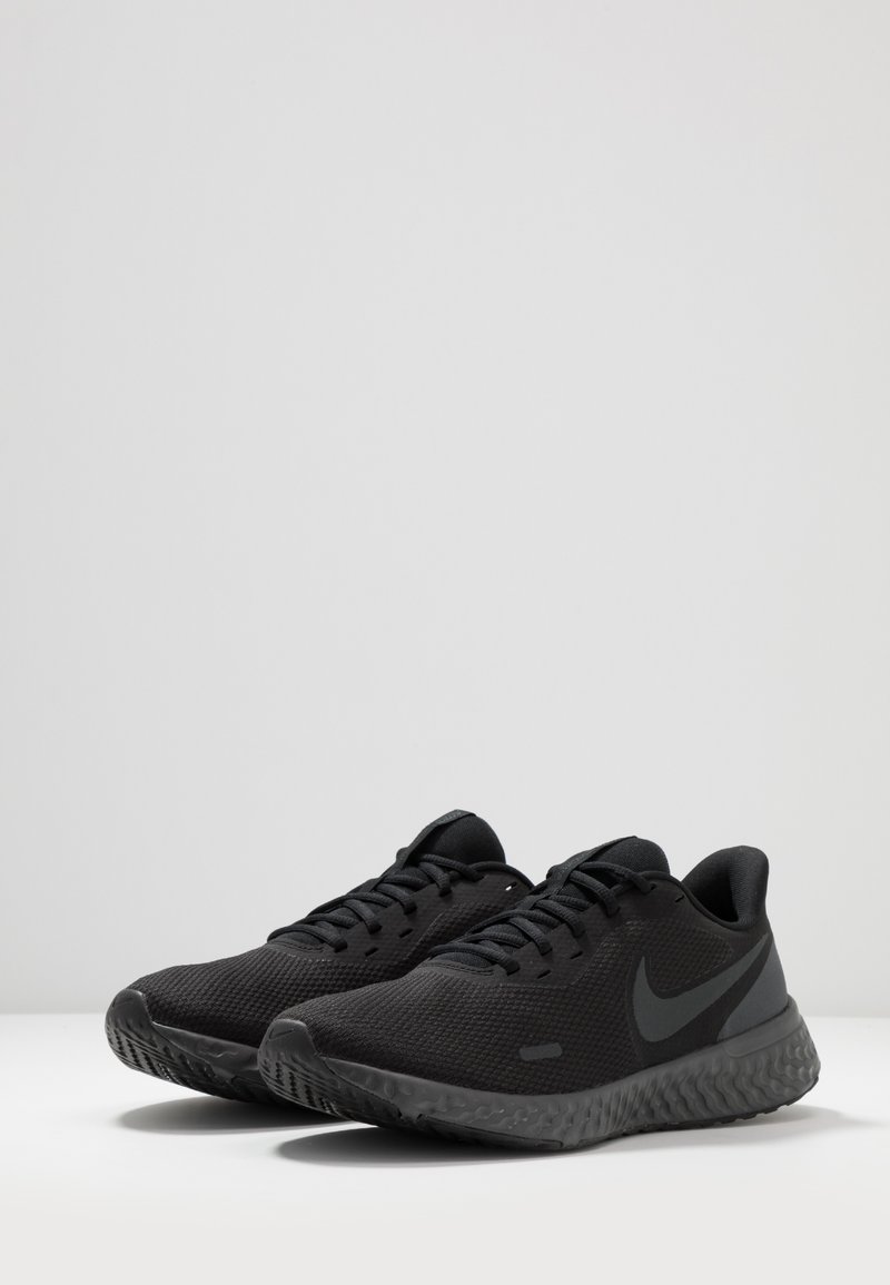 estante diapositiva eficaz Nike Performance REVOLUTION 5 - Zapatillas de running neutras - black/anthracite/negro - Zalando.es estante diapositiva eficaz Nike Performance REVOLUTION 5 - Zapatillas de running neutras - black/anthracite/negro - Zalando.es