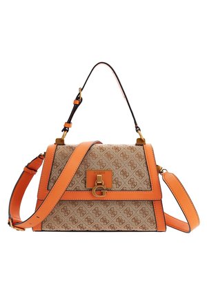 Bolso marrón con estampado y detalles en piel naranja, cierre dorado en forma de "G", asa superior y correa de hombro ajustable.