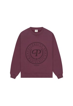 Burgundowa bluza z okrągłym dekoltem z czarnym logo "Uniwersytet Mierności" z akcentami laurowymi z przodu.
