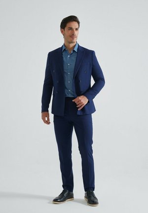 SET - Costume - bleu