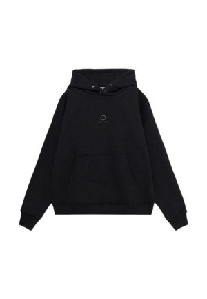 Sort pullover hoodie i blødt stof med en kengurulomme, justerbar snoretræk i hætten og et minimalistisk logo på forsiden.