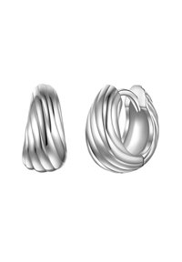 Pendientes de aro de plata con un diseño retorcido, que presentan superficies lisas y reflectantes, además de un cierre de bisagra sin costuras.