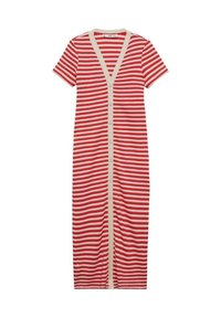 Robe rayée rouge et blanche avec des manches courtes, décolleté en V et fermeture à boutons sur le devant. Fabriquée dans un tissu texturé, atteignant length mi-mollet.