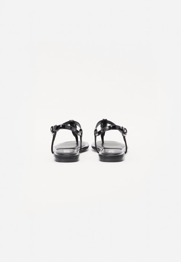 DATTO - T-bar sandals3