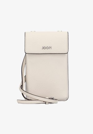 Malá bílá kabelka přes rameno s raženým květinovým vzorem a stříbrným logem JOOP! na přední chlopni, vybavená nastavitelným popruhem.