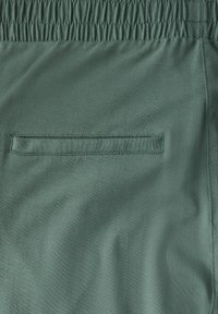 Thumbnail Image 5