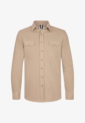 Beige lange mouw shirt met een knoopsluiting aan de voorkant, twee borstzakken, drukknoopjes en een kraag; gemaakt van gestructureerde stof.