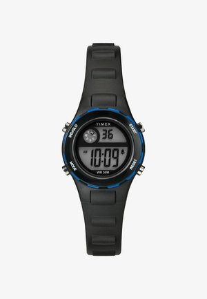Orologio digitale con cinturino in gomma nera e lunetta rotonda nera. Presenta un accento blu attorno al quadrante, che mostra l'orario e la data. Impermeabile fino a 30 metri.