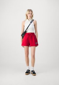 GAP HERITAGE - Shorts - slipper red