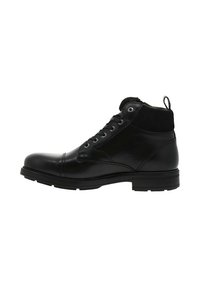 Bottines en cuir noir avec une finition lisse, bout rond, design à lacets, accents en daim et semelle en caoutchouc texturée.
