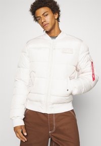 Alpha Industries MA-1 PUFFER BOMBER - Bombera - jet stream white