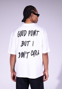 YOURTURN UNISEX - T-shirts med print - white
