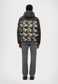 EA7 Emporio Armani GIUBBOTTO - Giacca invernale - fancy black