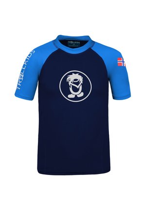 Short-sleeve navy and blue kids’ swim shirt with white logo on chest, Trollkids text on left sleeve, and Norwegian flag on right sleeve.