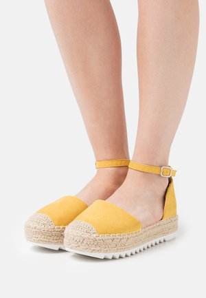 bullboxer espadrilles