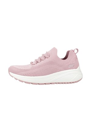Scarpa sportiva rosa chiaro con una tomaia in mesh testurizzato, un intersuola bianca ammortizzata e una suola in gomma. Presenta lacci elastici e un tassello di estrazione.