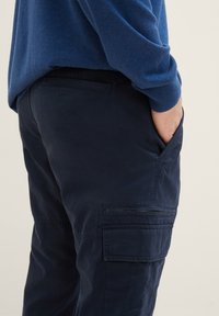 TOM TAILOR Kapsáče - dark blue