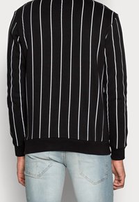 Kings Will Dream Sweatshirt - black