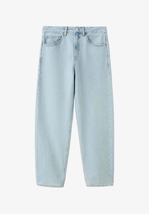 Jean bleu clair taille haute à jambes droites, avec poches avant, passants pour ceinture et fermeture par boutons.