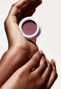 Thumbnail Image 7