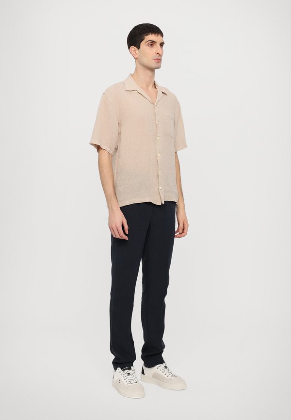 SHORT SLEEVE MEN RELAXED FIT SHIRT - Shirt - sand3