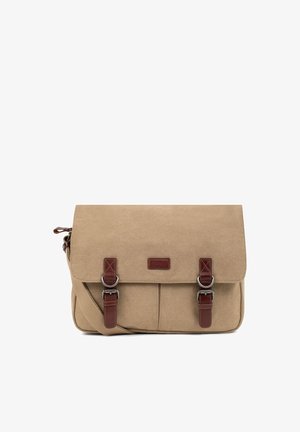 Sac messager en toile beige avec des sangles en cuir marron à boucle, une bandoulière réglable, un rabat avant fermé et un petit patch logo en cuir.