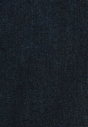 Tessuto di denim blu scuro con trama diagonale visibile e sottili fili blu più chiari.