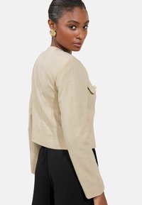 Lipsy REGULAR FIT COLLARLESS - Jakna od umjetne kože - neutral cream