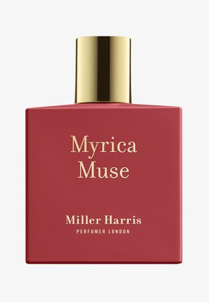 Tiefroter, rechteckiger Parfümflakon mit goldenem Verschluss, beschriftet mit "Myrica Muse" von Miller Harris, Parfümeur London.