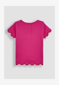 Atlasīts, fuchsia pink bee flower