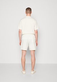 adidas Originals Šortky - cloud white
