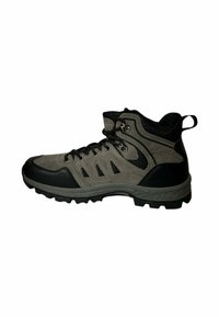 Bota de senderismo gris y negra con parte superior de ante y malla, suela de goma texturizada, puntera reforzada y ojales de metal para los cordones.