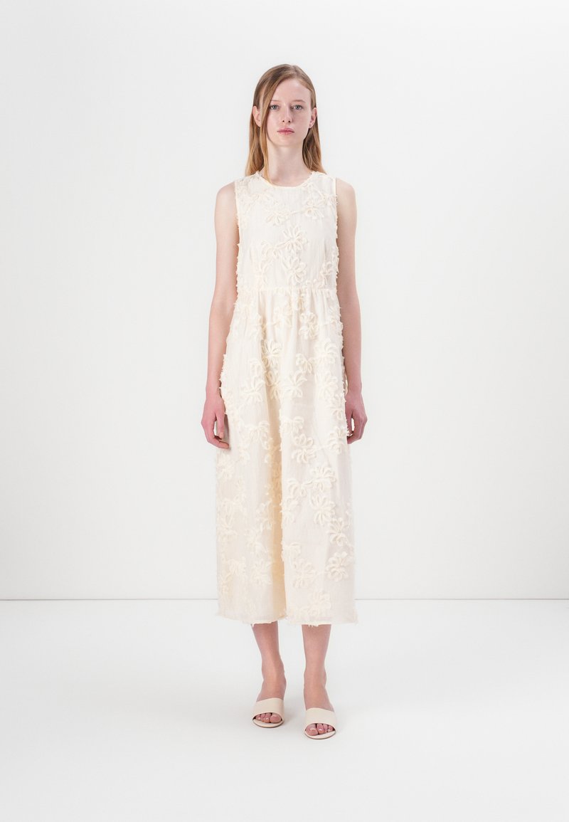 VILA - VIAGNES MIDI DRESS - Day dress - birch, Enlarge