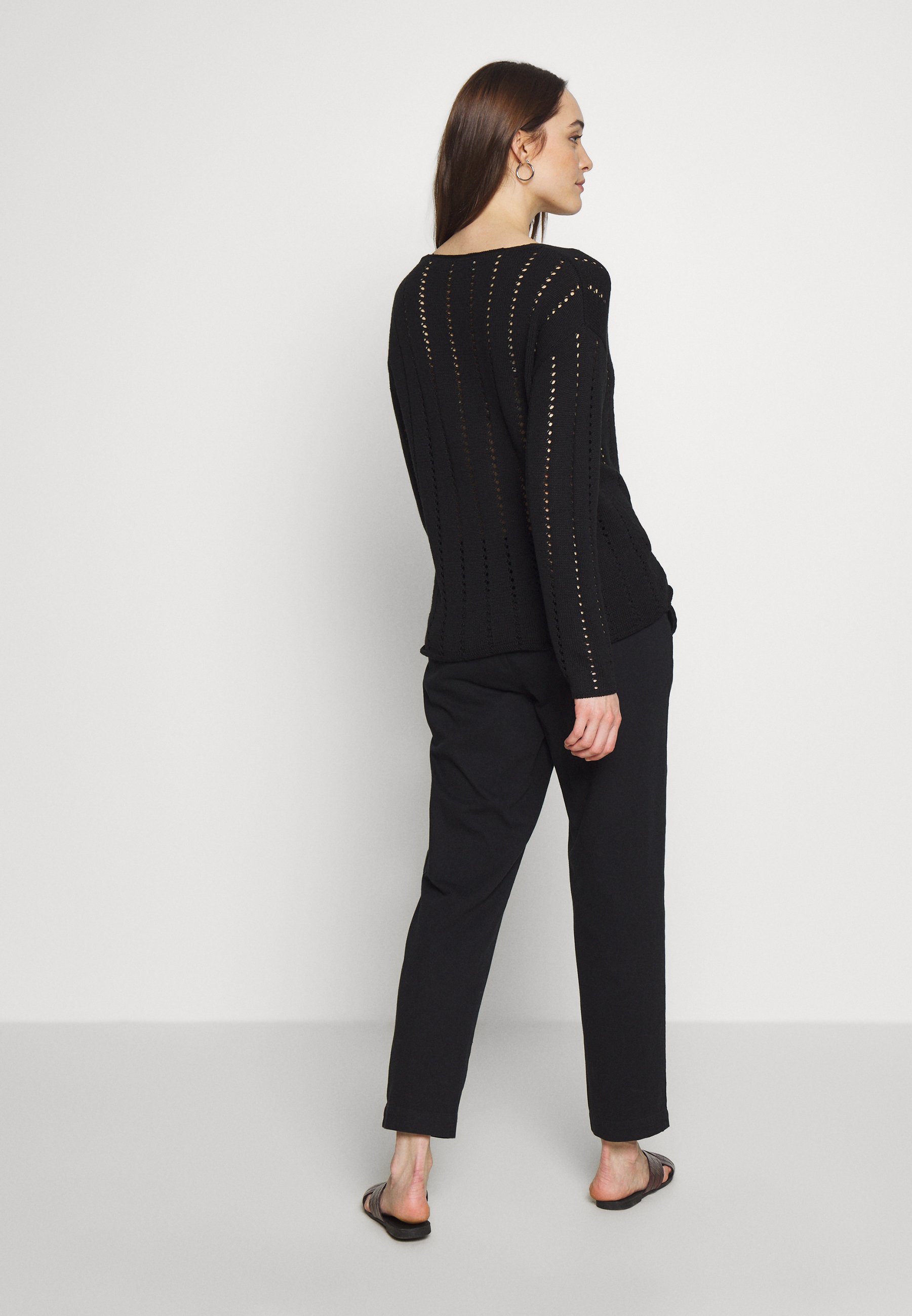 Kaffe KAPOCKY PANTS Bukse black deepsvart Zalando.no Kaffe KAPOCKY PANTS - Bukse - black deep
