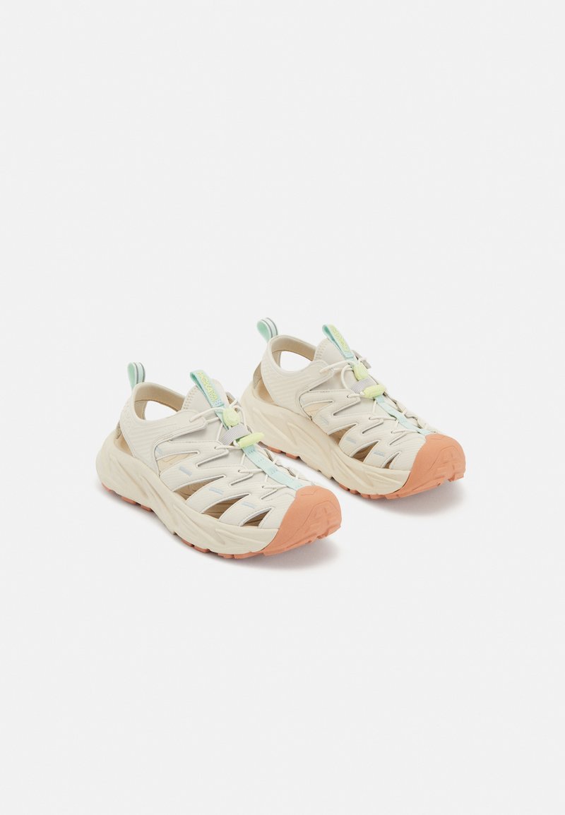 HOKA HOPARA UNISEX - Chodecké sandály - oat milk