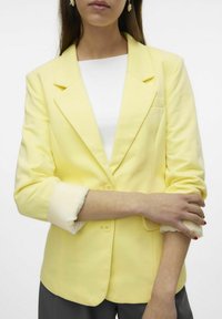 Vero Moda Blazer - mellow yellow