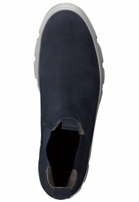 Laivastonsininen mokkasiiniruutarin kengänn, jossa on pyöreä kärki, joustavat sivupaneelit ja valkoinen kuvioitu kumipohja pitävyyttä ja mukavuutta varten.