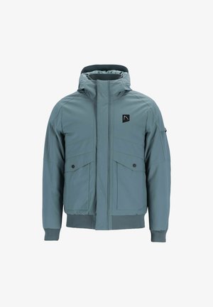 Giacca a cappuccio azzurro chiaro con zip, tasche con patta, polsi a costine e una piccola etichetta nera con logo sul petto.