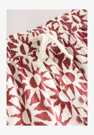 Next REGULAR FIT - Šortai - red