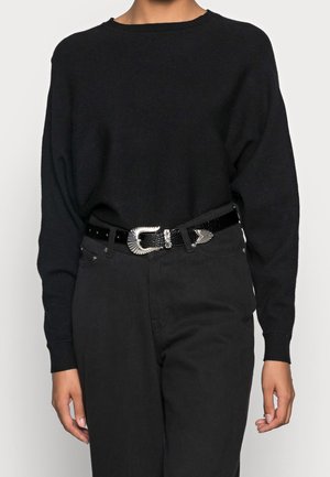 Sweter