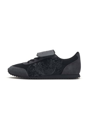 Ed Hardy, WOMENS FOOTBALL TRAINER - CRAWLING DRAGON - Trainers - black