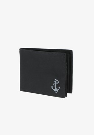 Portefeuille noir bifold avec un symbole d'ancre gris en bas à droite, partiellement ouvert sur fond blanc.